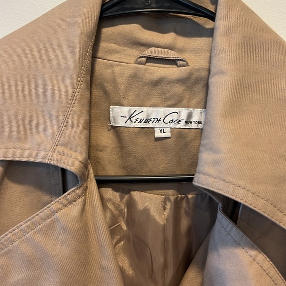 Kenneth Cole Trench Coat - Picture 2 of 5